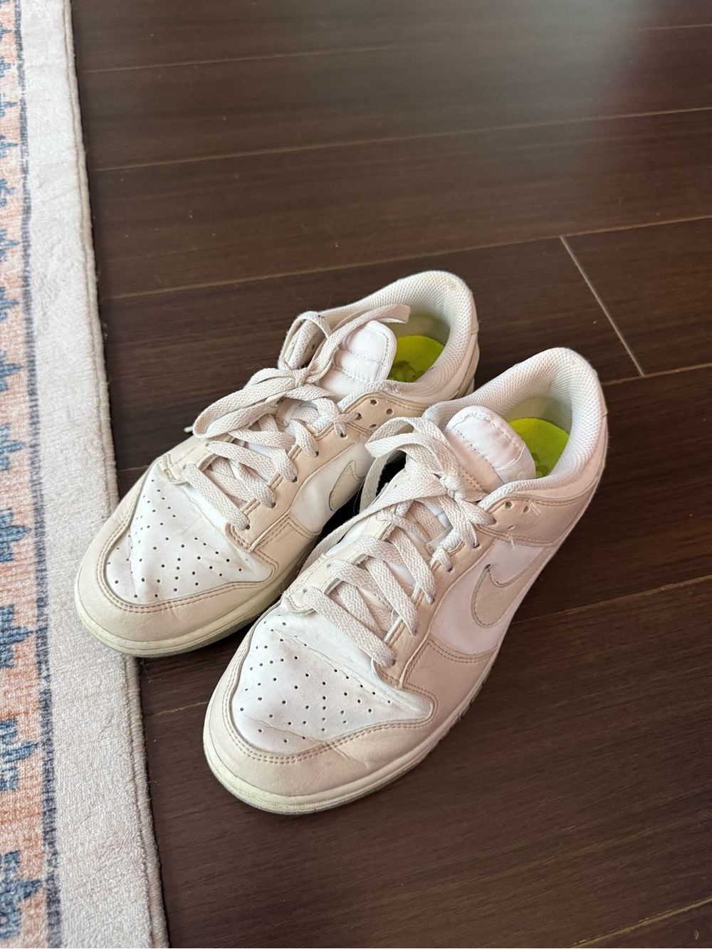 Nike Women’s Cream Low-Top Sneakers with Neon Lime Insoles